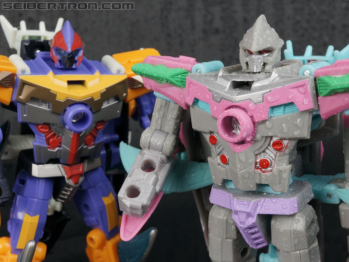 Transformers Convention &amp; Club Exclusives Sharkticon: Sea Shark (Image #117 of 136)