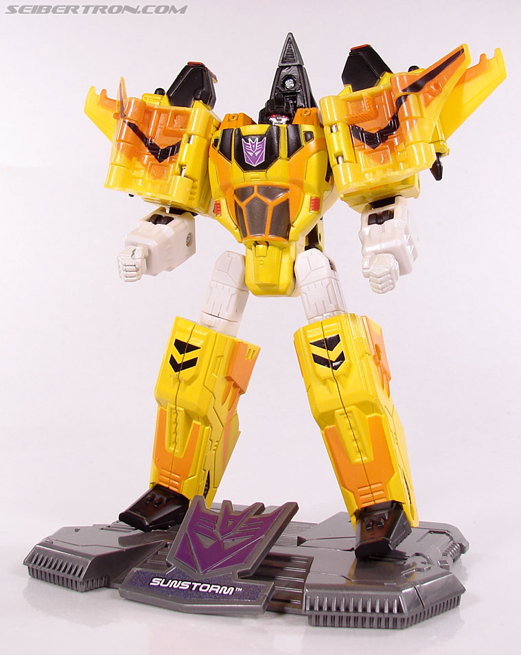 Transformers Titanium Series Sunstorm (Image #79 of 79) Transformers Titanium Series Sunstorm (Image #79 of 79)