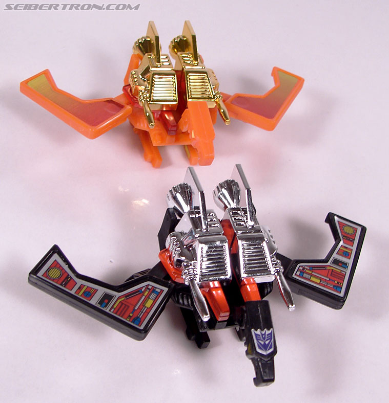 Transformers Classics Laserbeak (Reissue) (Image #43 of 59)