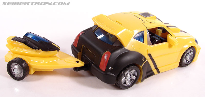 Transformers Classics Bumblebee (Bumble) (Image #52 of 126) Transformers Classics Bumblebee (Bumble) (Image #52 of 126)