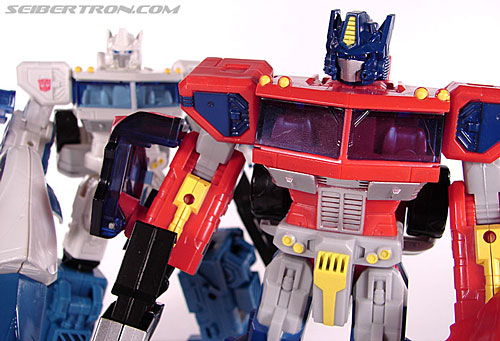 Transformers Classics Ultra Magnus (Image #118 of 143)