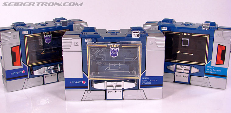 Transformers Classics Soundwave (Reissue) (Image #46 of 137) Transformers Classics Soundwave (Reissue) (Image #46 of 137)