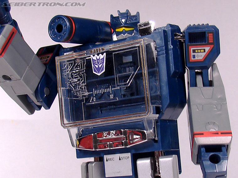Transformers Classics Soundwave (Reissue) (Image #83 of 137)