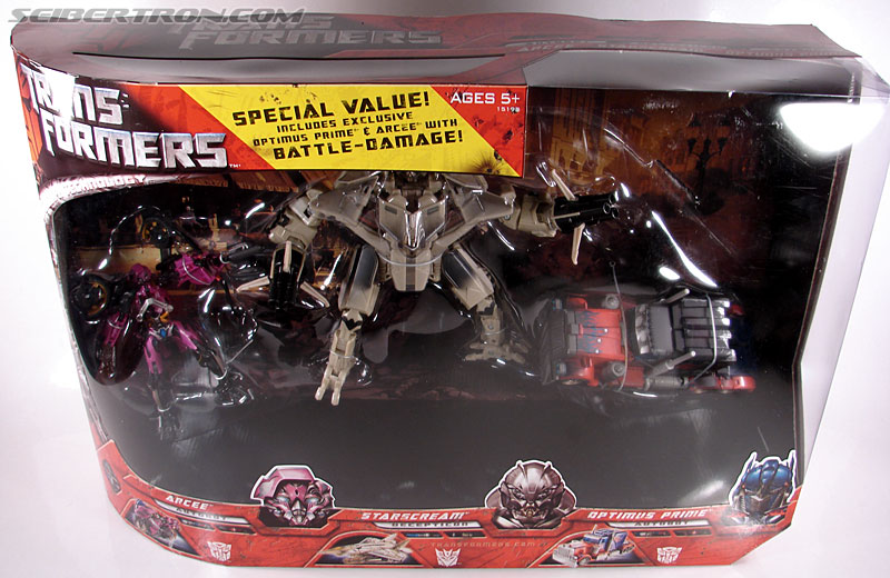 Transformers (2007) Battle Damaged Arcee (Image #1 of 72)