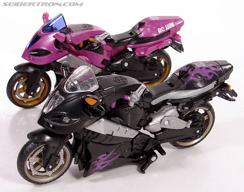 Transformers (2007) Black Arcee (Image #30 of 84)