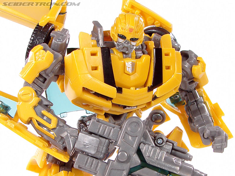 Transformers (2007) Screen Battles: Capture of Bumblebee (Image #130 of 156)