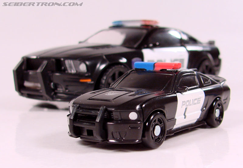 Transformers (2007) Barricade (Image #31 of 64)