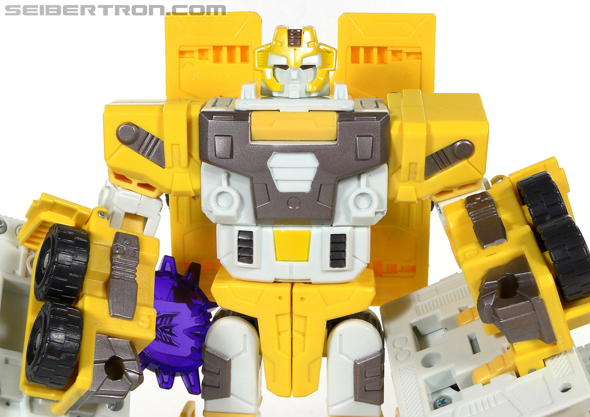 Transformers (2007) Mudflap (Image #90 of 154)