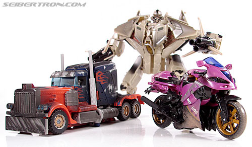 Transformers (2007) Battle Damaged Arcee (Image #34 of 72)