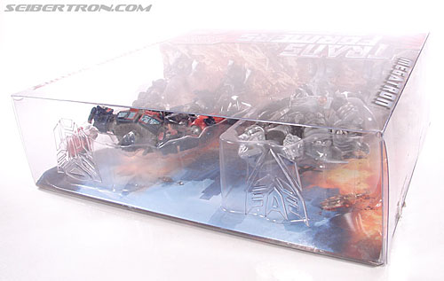 Transformers (2007) Battle Damaged Megatron (Robot Replicas) (Image #18 of 60)