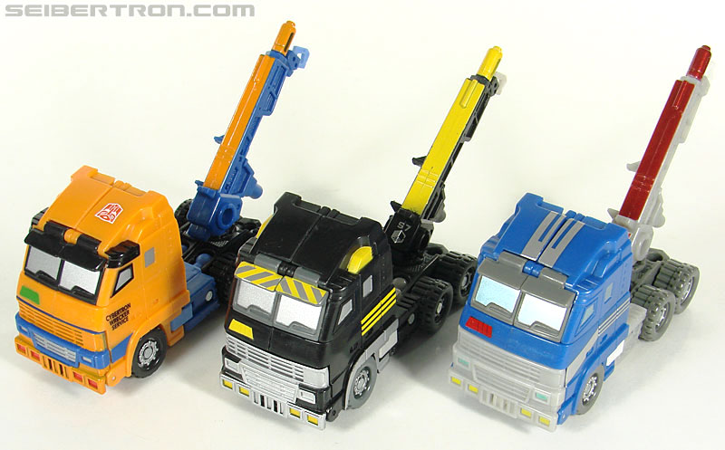 Transformers (2007) Armorhide (Image #43 of 128)
