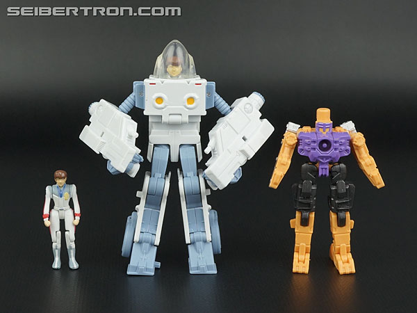 Transformers News: New Galleries: Masterpiece MP-22 Ultra Magnus with Spike and Daniel Witwicky Transformers News: New Galleries: Masterpiece MP-22 Ultra Magnus with Spike and Daniel Witwicky