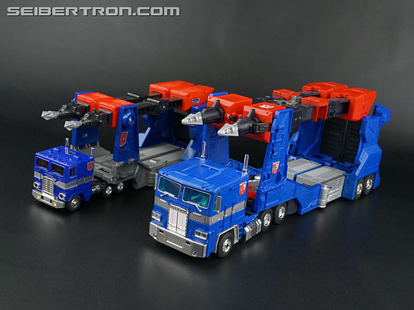 Transformers News: New Galleries: Masterpiece MP-31 Delta Magnus with Marissa Faireborn