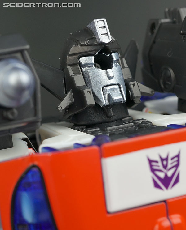 Transformers News: New Gallery: Takara Tomy Transformers Masterpiece MP-23 Exhaust