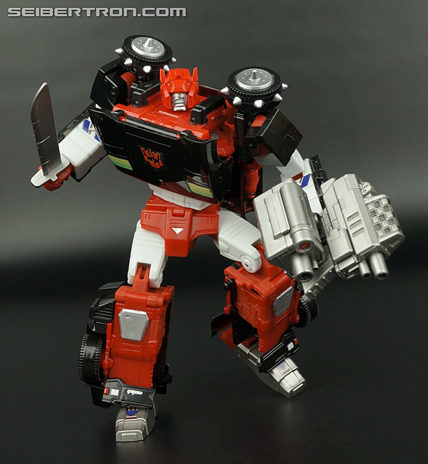 Transformers News: New Galleries: Masterpiece MP-12G G-2 Lambor (G2 Sideswipe) and MP-12 Lambor (G1 Sideswipe) Transformers News: New Galleries: Masterpiece MP-12G G-2 Lambor (G2 Sideswipe) and MP-12 Lambor (G1 Sideswipe)