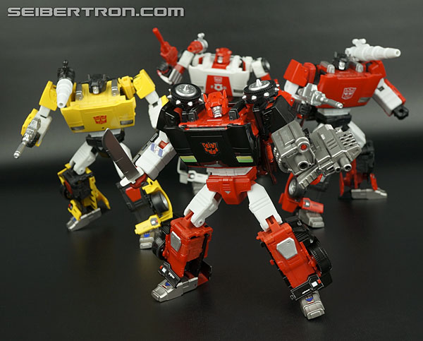Transformers News: New Galleries: Masterpiece MP-12G G-2 Lambor (G2 Sideswipe) and MP-12 Lambor (G1 Sideswipe) Transformers News: New Galleries: Masterpiece MP-12G G-2 Lambor (G2 Sideswipe) and MP-12 Lambor (G1 Sideswipe)