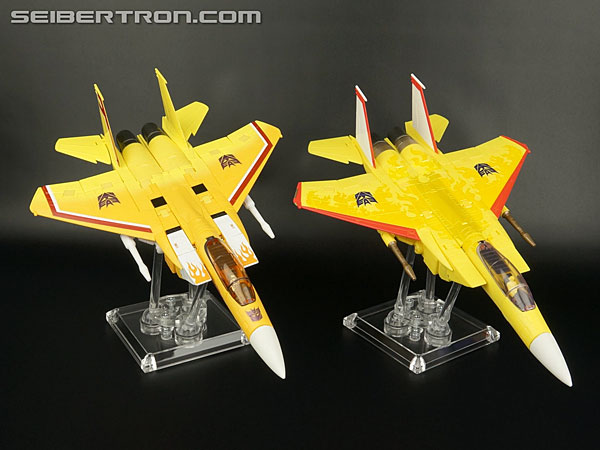Transformers News: New Galleries: Hasbro Masterpiece MP-04 Prowl and MP-05 Sunstorm Transformers News: New Galleries: Hasbro Masterpiece MP-04 Prowl and MP-05 Sunstorm