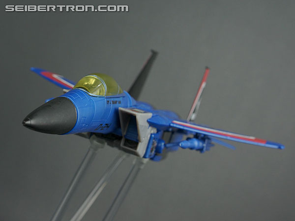Transformers News: New Galleries: Hasbro Masterpiece Thundercracker and MP-01 Acid Storm