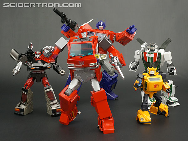 Transformers News: New Gallery: Masterpiece MP-27 Ironhide