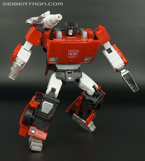 Transformers News: New Galleries: Masterpiece MP-12G G-2 Lambor (G2 Sideswipe) and MP-12 Lambor (G1 Sideswipe) Transformers News: New Galleries: Masterpiece MP-12G G-2 Lambor (G2 Sideswipe) and MP-12 Lambor (G1 Sideswipe)