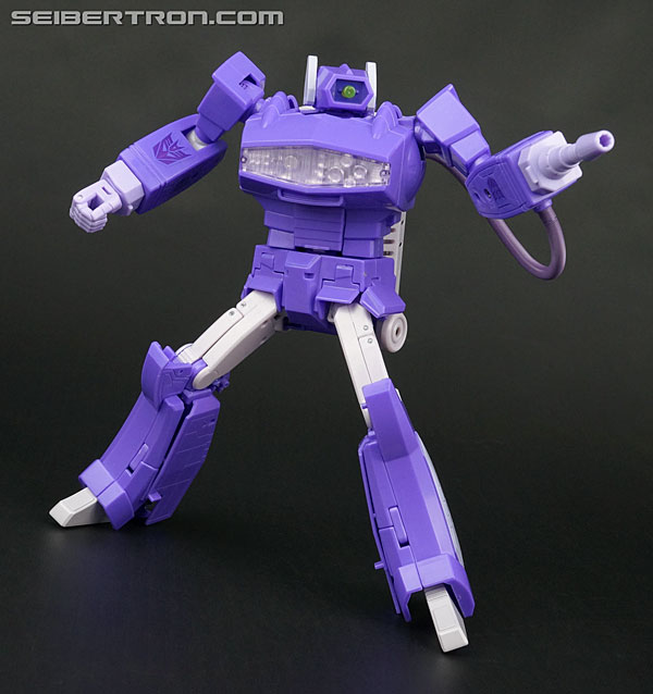 Transformers News: New Gallery: Transformers Masterpiece MP-29 Destron Laserwave (Shockwave)