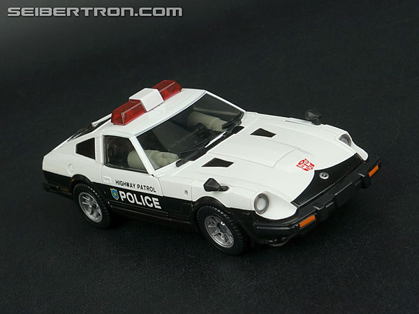 Transformers News: New Gallery: Masterpiece MP-17 Prowl