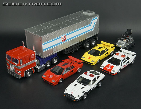 Transformers News: New Gallery: Masterpiece MP-17 Prowl
