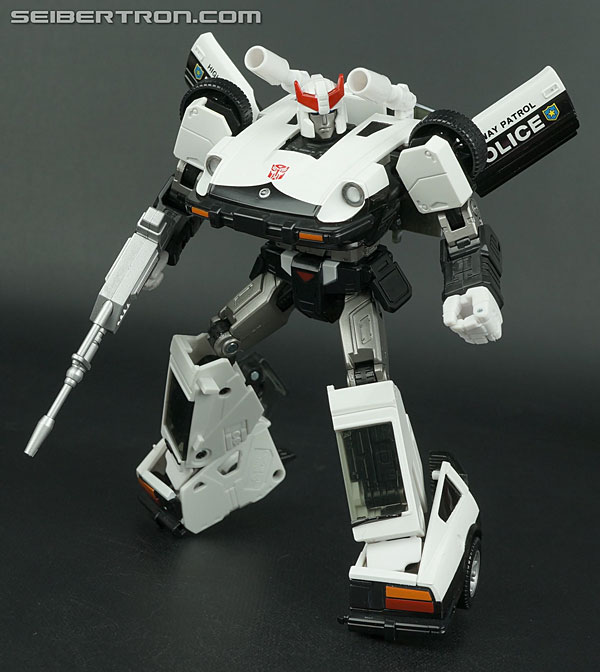 Transformers News: New Gallery: Masterpiece MP-17 Prowl