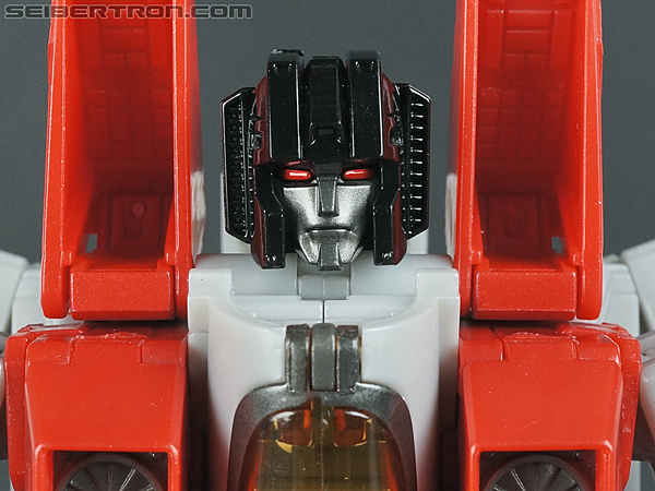 Starscream (MP-11)