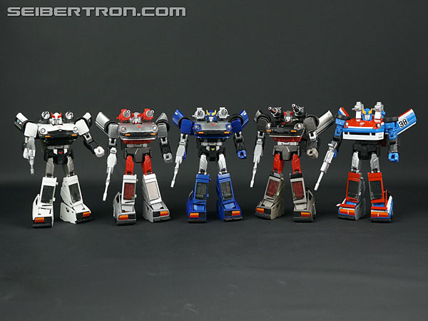 Transformers News: New Gallery: Masterpiece MP-18B Bluestreak