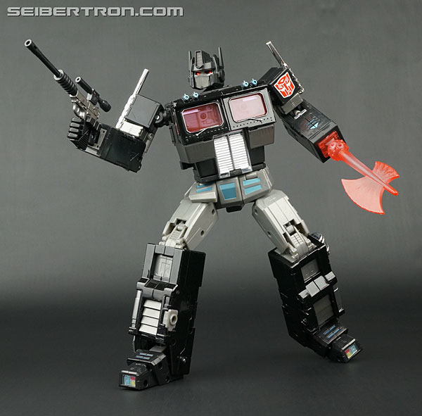 Transformers Masterpiece Optimus Prime Black Version (Convoy Black Ver.) (Image #149 of 173)
