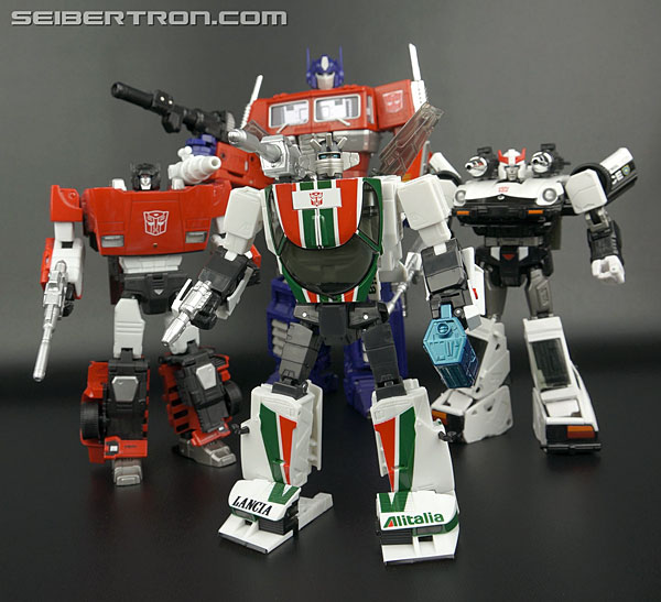 Transformers News: New Gallery: Transformers Masterpiece MP-20 Wheeljack