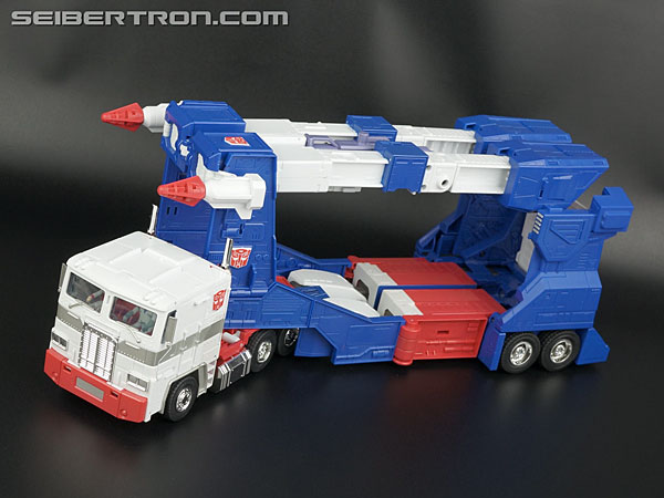 Transformers News: New Galleries: Masterpiece MP-22 Ultra Magnus with Spike and Daniel Witwicky Transformers News: New Galleries: Masterpiece MP-22 Ultra Magnus with Spike and Daniel Witwicky