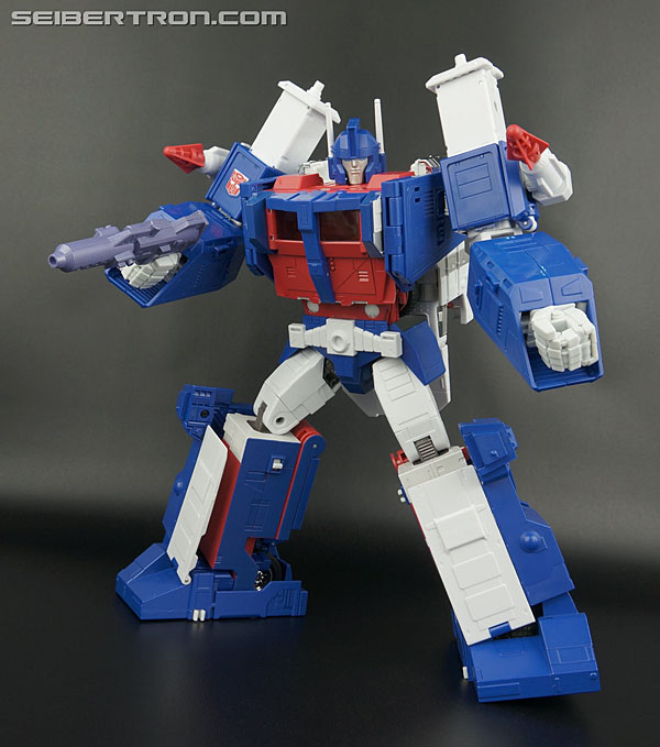 Transformers News: New Galleries: Masterpiece MP-22 Ultra Magnus with Spike and Daniel Witwicky Transformers News: New Galleries: Masterpiece MP-22 Ultra Magnus with Spike and Daniel Witwicky