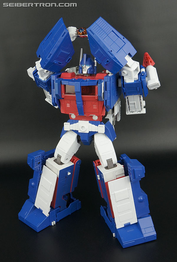 Transformers News: New Galleries: Masterpiece MP-22 Ultra Magnus with Spike and Daniel Witwicky Transformers News: New Galleries: Masterpiece MP-22 Ultra Magnus with Spike and Daniel Witwicky