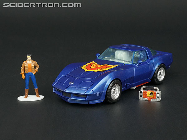 Transformers News: New Galleries: Masterpiece MP-25 Tracks and QT-17 Tracks