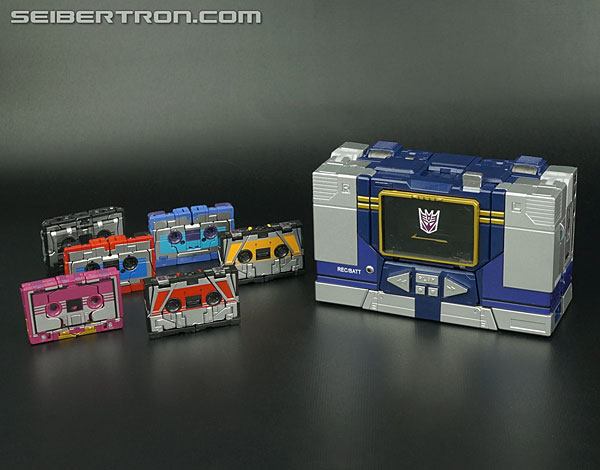 Transformers News: New Galleries: Takara Tomy Masterpiece Soundwave, Condor, Jaguar, Rumble, Frenzy and Buzzsaw Transformers News: New Galleries: Takara Tomy Masterpiece Soundwave, Condor, Jaguar, Rumble, Frenzy and Buzzsaw