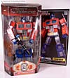 Transformers Masterpiece Optimus Prime (20th Anniversary) - Image #26 of 179