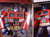 Transformers Masterpiece Optimus Prime (20th Anniversary) - Image #27 of 179