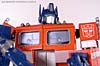 Transformers Masterpiece Optimus Prime (20th Anniversary DVD) - Image #99 of 183