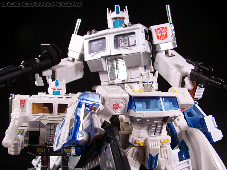 Transformers Masterpiece Ultra Magnus (MP-02) (Image #216 of 216)