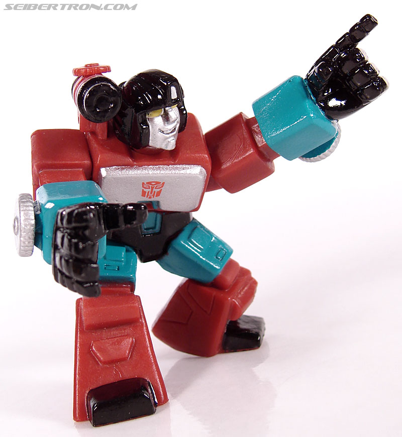 Transformers Robot Heroes Perceptor (G1) (Image #31 of 41) Transformers Robot Heroes Perceptor (G1) (Image #31 of 41)