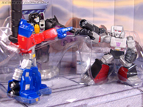 Transformers Robot Heroes Megatron with Supermetal Finish (G1) (Image #31 of 57)