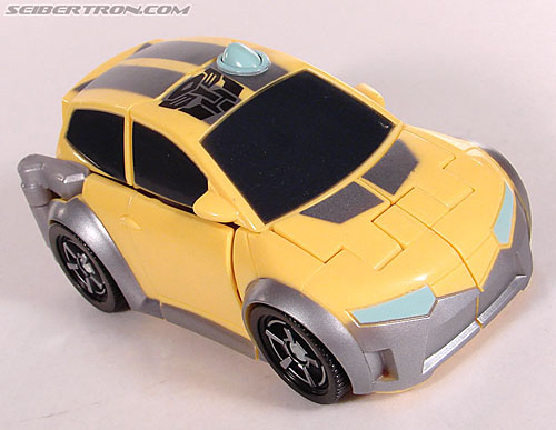 Transformers News: New Toy Galleries - Activators Armor Up Optimus Prime and Battlefield Bumblebee New Toy Galleries - Activators Armor Up Optimus Prime and Battlefield Bumblebee