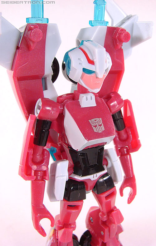 Transformers News: Top 5 Best Female Transformers Toys Transformers News: Top 5 Best Female Transformers Toys