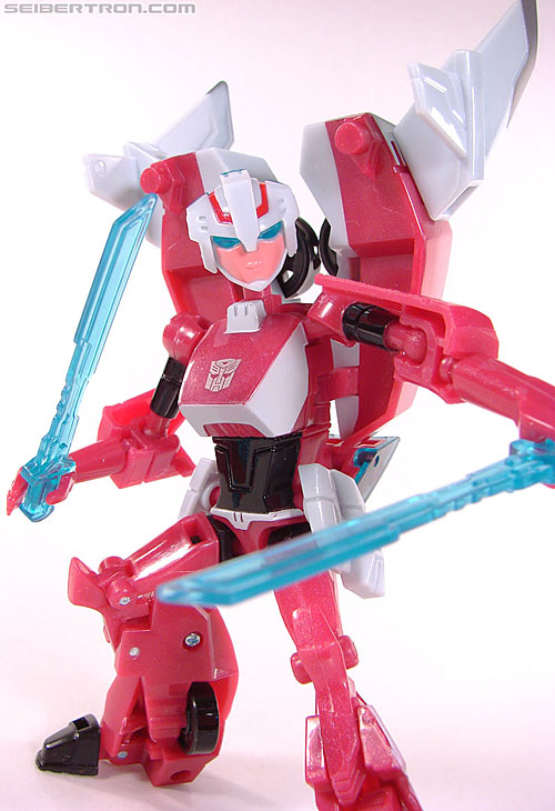 Transformers News: Top 10 Best Transformers Toys with Cybertronian Alt Modes (land vehicles)