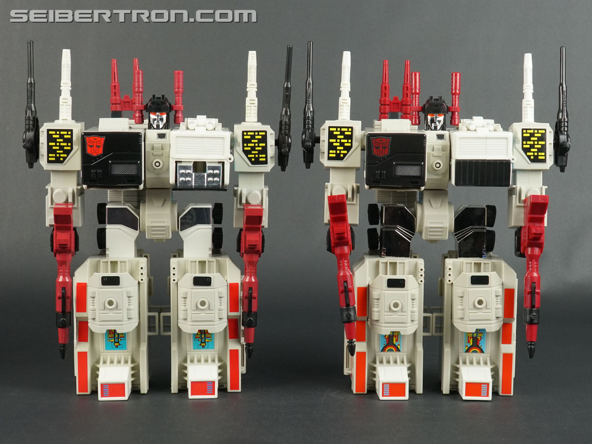 Transformers Encore Metroplex (Reissue) (Image #149 of 163)