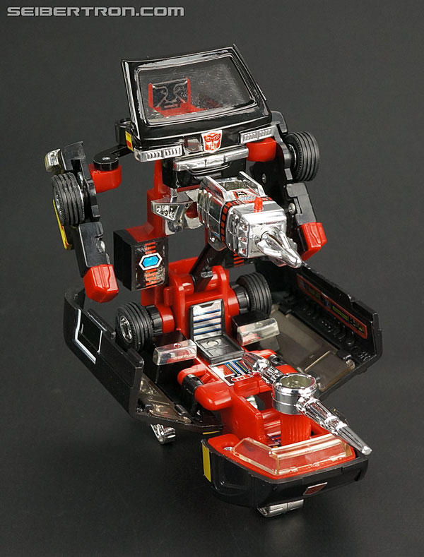 Transformers News: New Galleries: Encore Ironhide & Ratchet, e-Hobby Black Ironhide & Green Ratchet & DOTM Cannon Force