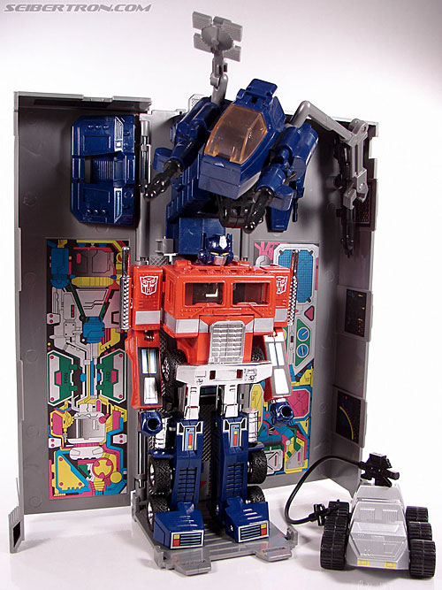 Transformers News: New Universe, Encore and G2 Galleries!