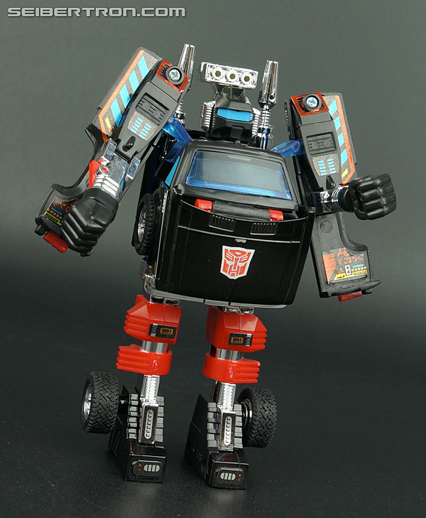 Transformers News: New Galleries: Takara Tomy Transformers Encore Hoist and Trailbreaker